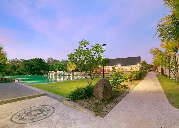 Vivara Bali Private Pool & Retreat منتجع جيمباران